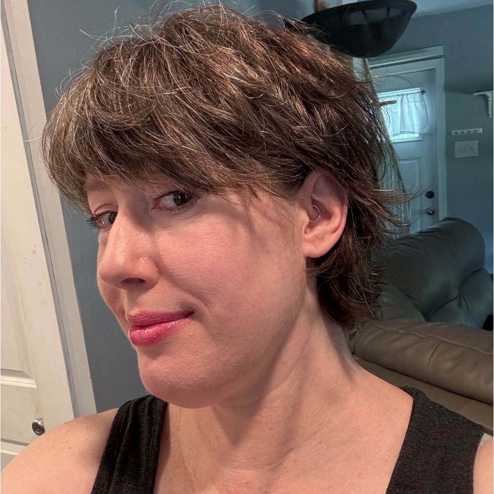 Meet your Posher, Jessica